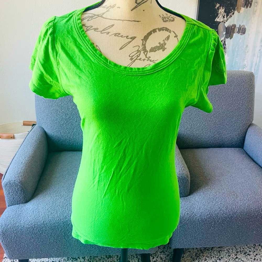 Adorable green top